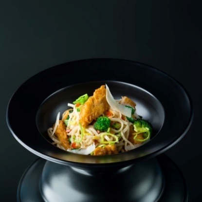Picture of Udon with chicken nuggets